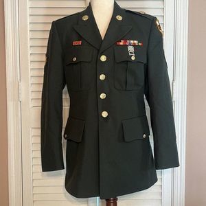 United States Army Green Dress Jacket Medic Patches Pins Stripes 40R Size